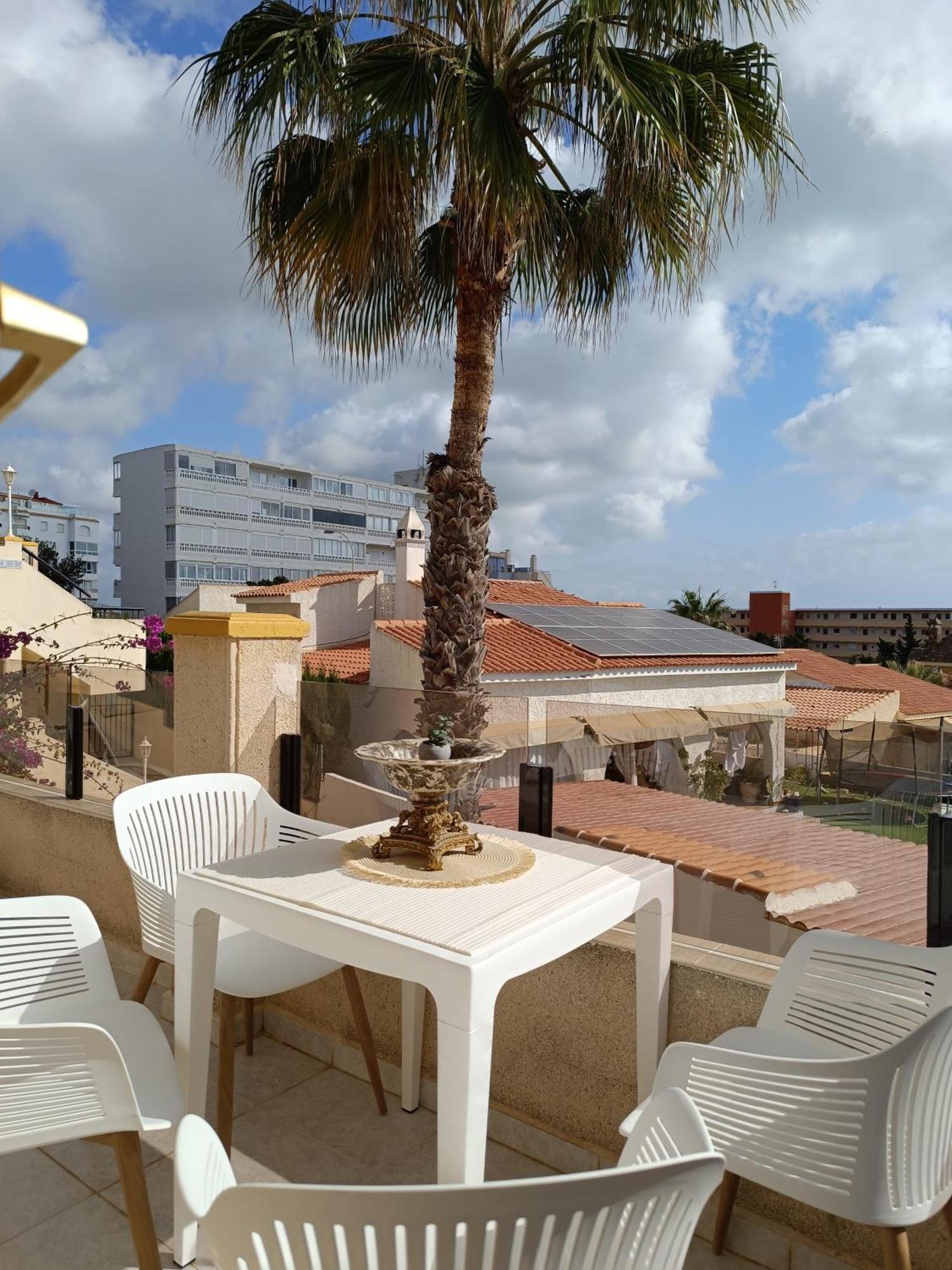 Rising Sun Bungalow Torrevieja Esterno foto