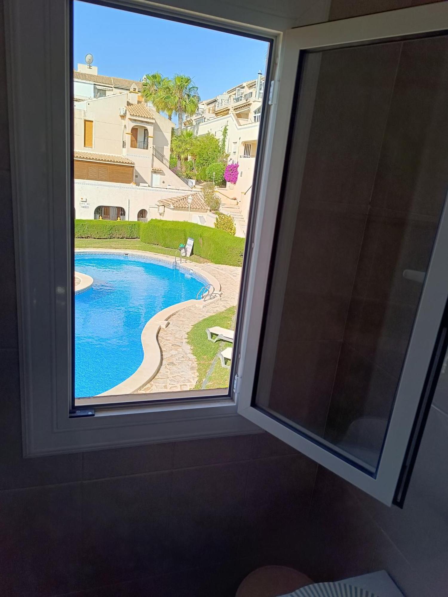 Rising Sun Bungalow Torrevieja Esterno foto