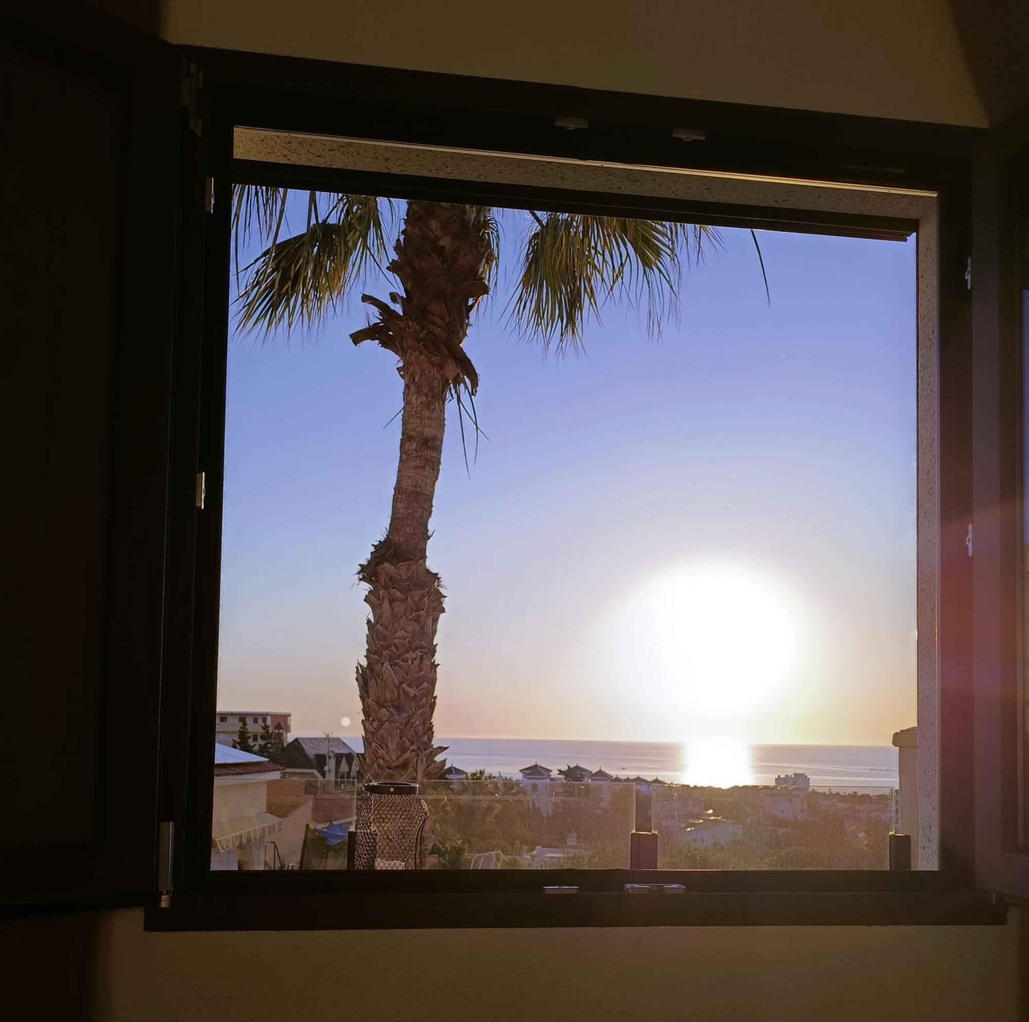 Rising Sun Bungalow Torrevieja Esterno foto